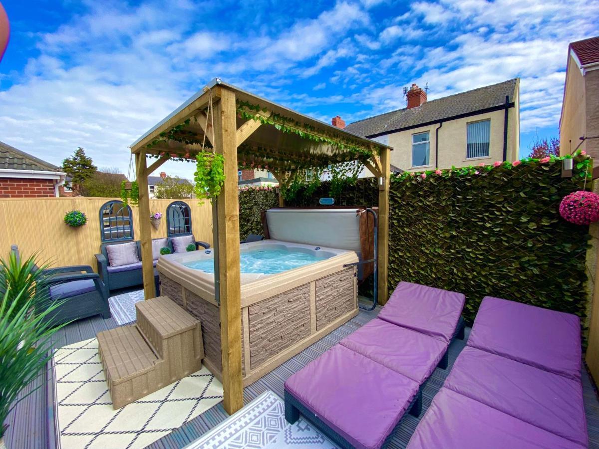 New…The Hottub House Blackpool Pleasure Beach Eksteriør bilde