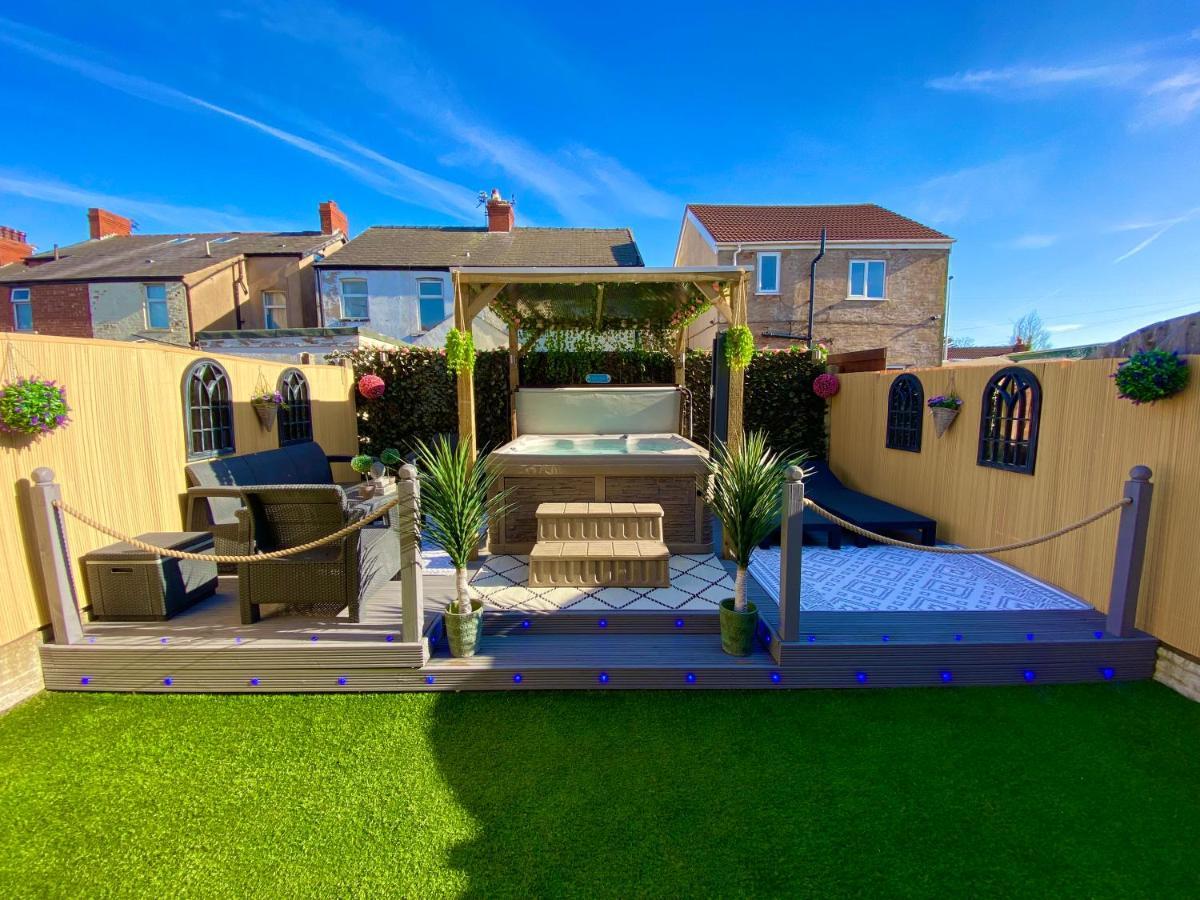 New…The Hottub House Blackpool Pleasure Beach Eksteriør bilde