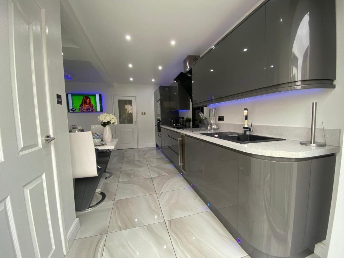New…The Hottub House Blackpool Pleasure Beach Eksteriør bilde