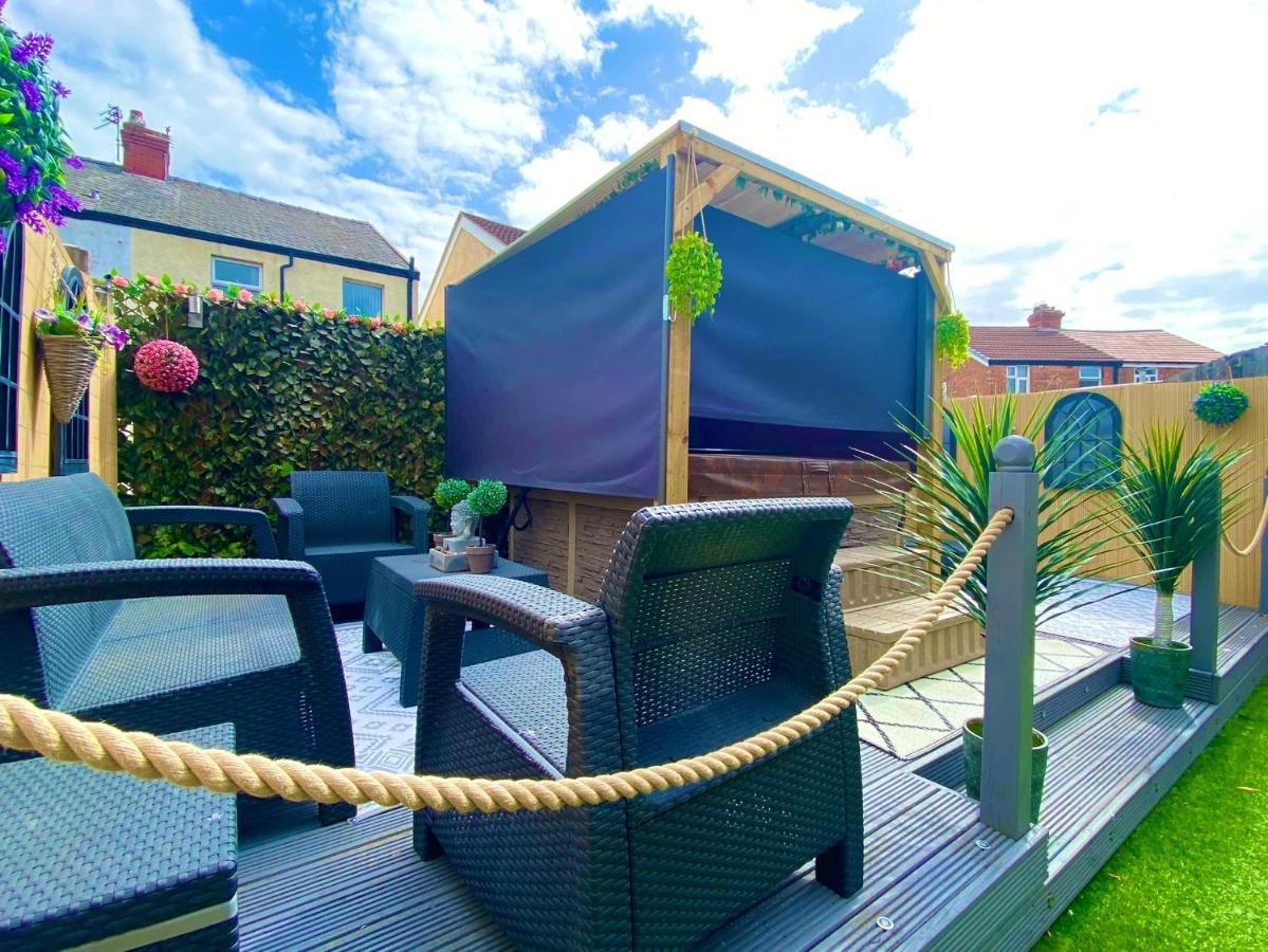 New…The Hottub House Blackpool Pleasure Beach Eksteriør bilde